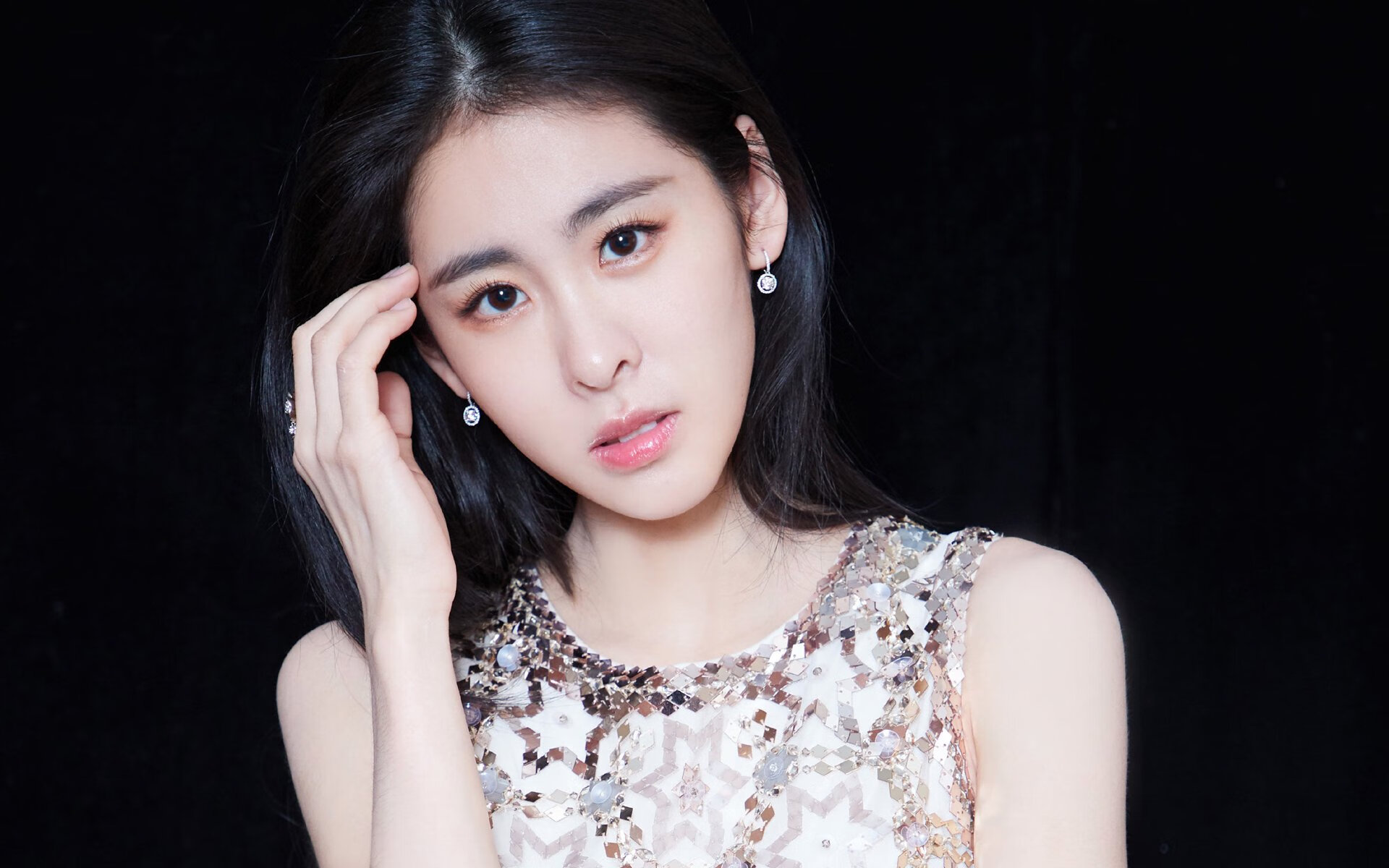 开云下载-“德甲联赛冲刺阶段，豪门大战已成常态”，德甲 豪门