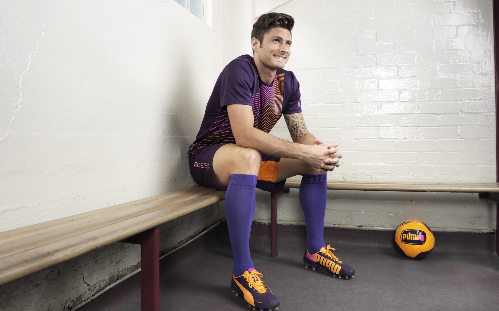 开云官方-荷兰队势不可挡，赛场上表现抢眼，荷兰队的